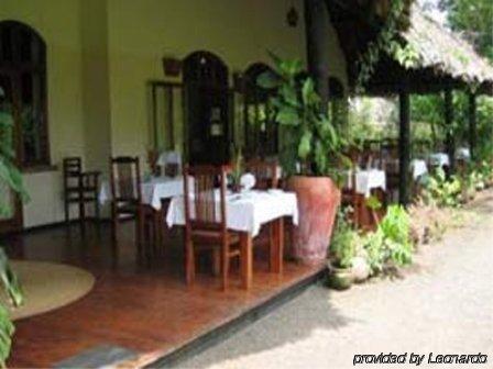 Moivaro Coffee Plantation Lodge Arusha Restaurant foto